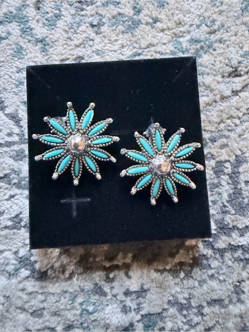 Vintage Sunburst Flower Clip-On Earrings Faux Turquoise & Silver Tone